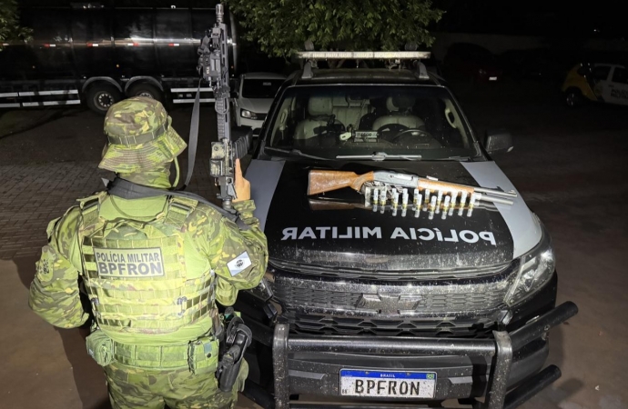 Pelotão Cobra apreende arma de fogo e munições em Santa Helena