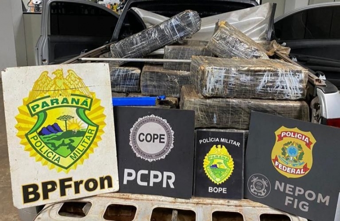 PF, BPFRON, BOPE E COPE realizam apreensão de 650kg de maconha em Santa Terezinha de Itaipu