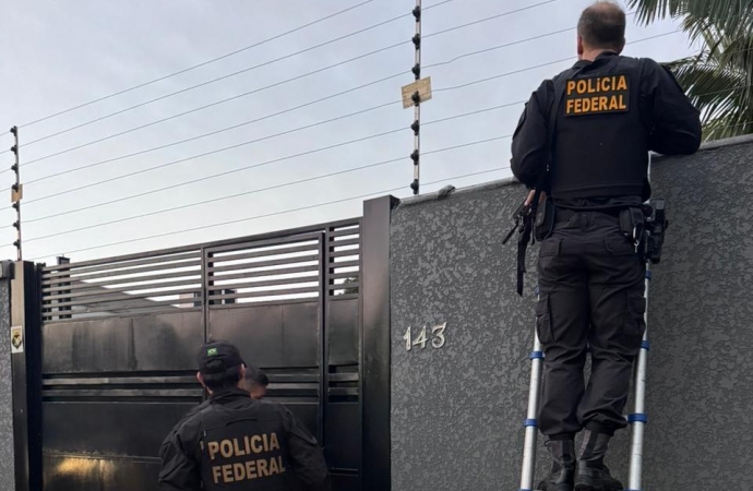 PF deflagra operação contra o tráfico internacional de armas e drogas na região Sul