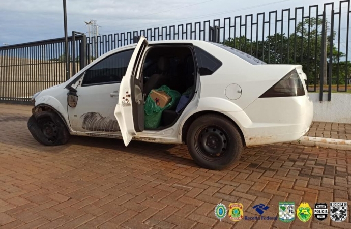 PF e BPFRON apreendem carro carregado com cigarros contrabandeados durante Operação Hórus em Guaíra