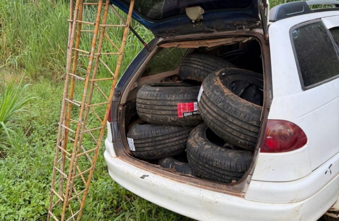PF e BPFRON apreendem veículo e dezenas de pneus contrabandeados do Paraguai