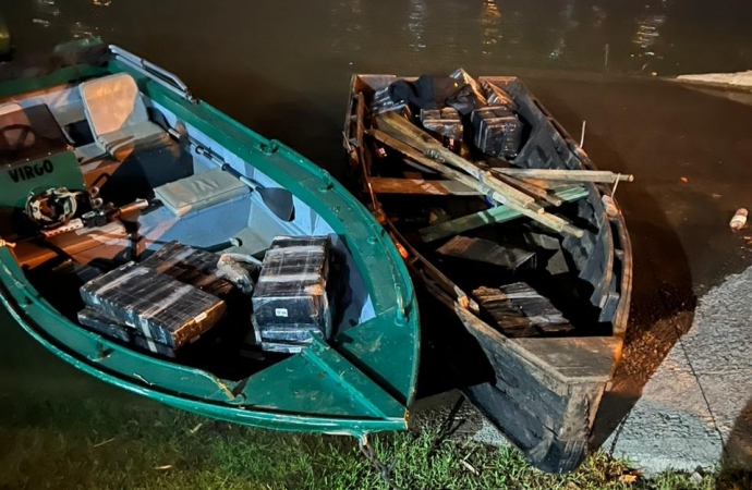 PF e Forças Estaduais apreendem meia tonelada de drogas no rio Paraná