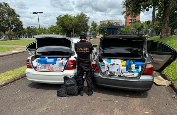 PF prende 5 pessoas em comboio de veículos transportando centenas de mercadorias descaminhadas.