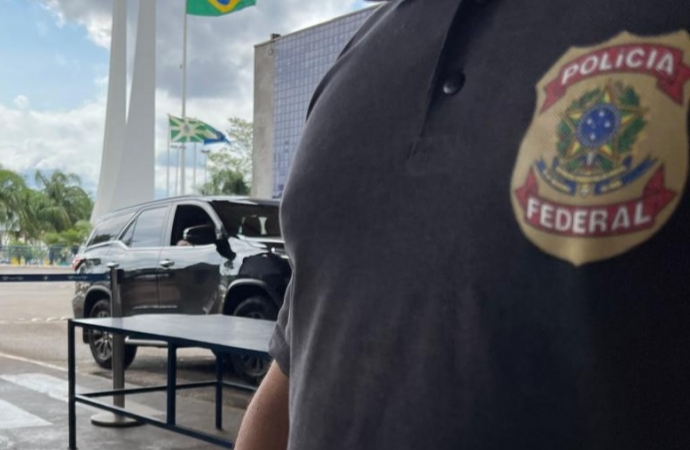 PF prende dois foragidos da justiça localizados no Paraguai