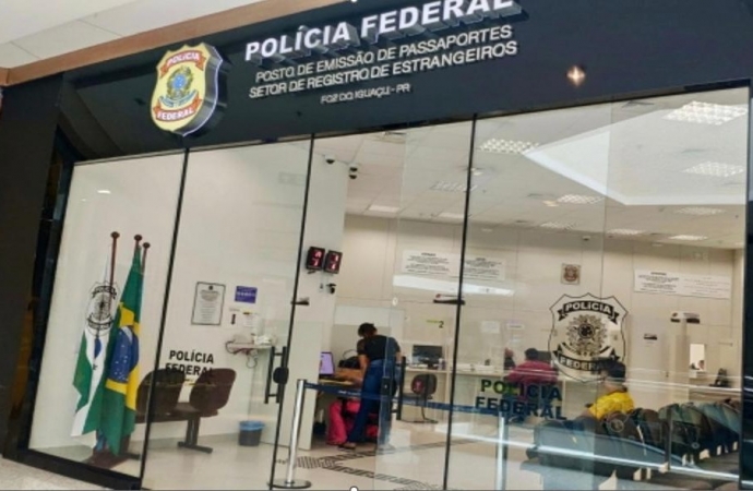 PF prende estrangeiro por uso de documento falso em processo de naturalização