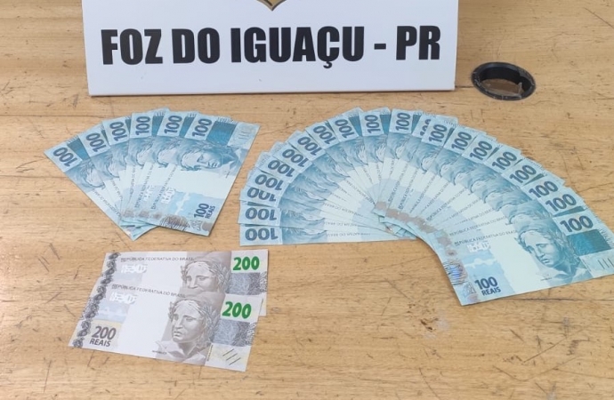 PF prende indivíduo com cédulas falsas