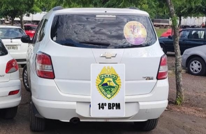 PM de Medianeira localiza veículo roubado abandonado no bairro Frimesa