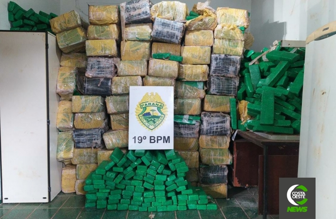 PM de Santa Helena apreende mais de 1,5 toneladas de maconha em Sub-Sede