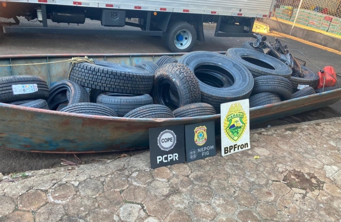 Polícia Federal e COPE apreendem menor estrangeiro com pneus contrabandeados no Lago do Itaipu