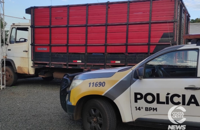Polícia Militar de Itaipulândia apreende caminhão e detém motorista