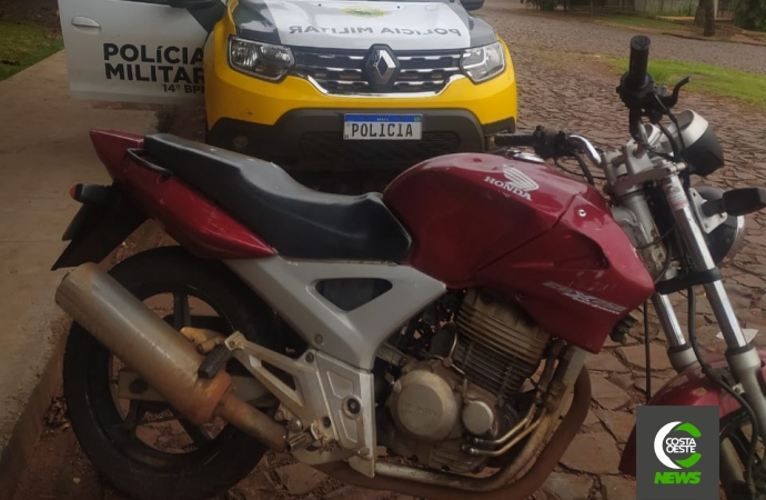 Polícia Militar de Medianeira recupera motocicleta furtada