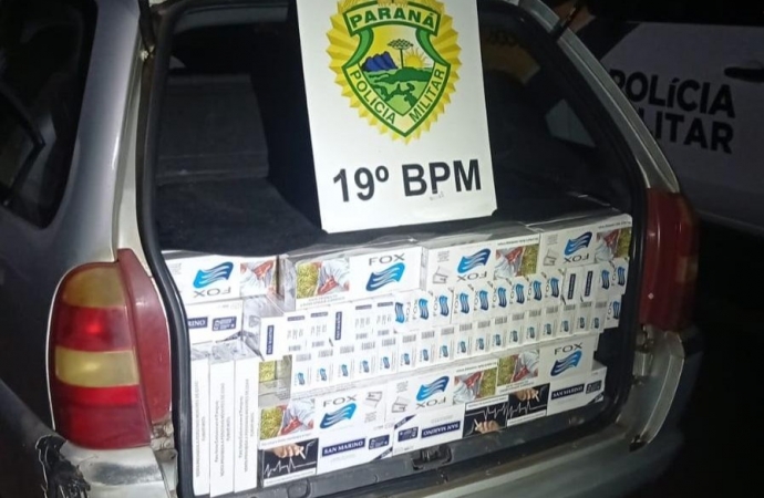 Polícia Militar de Santa Helena apreende veículo com cigarros contrabandeados
