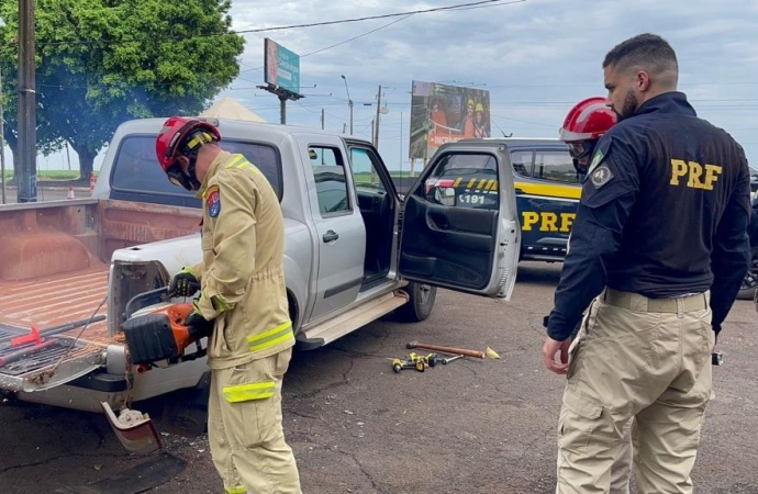 Polícia Rodoviária Federal apreende pasta base de cocaína em Santa Terezinha de Itaipu