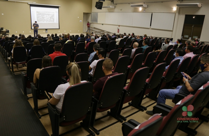 População de Missal apresenta sugestões e aprova alterações de ruas e passeios públicos em Audiência Pública