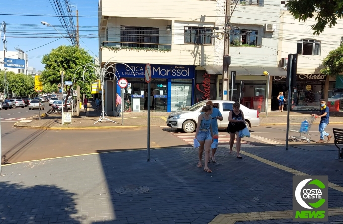 População são-miguelense ainda pode fazer as compras de Natal