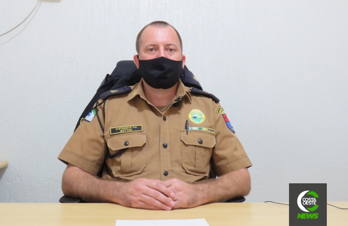 PRE de Santa Helena alerta motoristas para tráfego intenso de máquinas agrícolas nas estradas em período de colheita