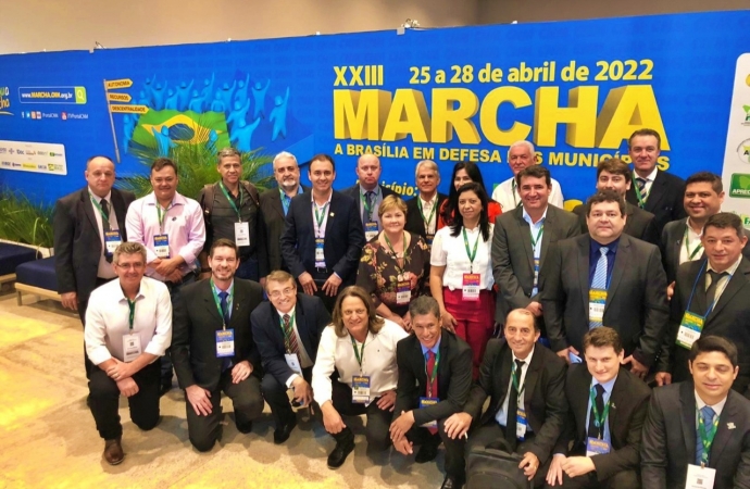 Prefeita de Itaipulândia participa da XXIII Marcha à Brasília em Defesa dos Municípios