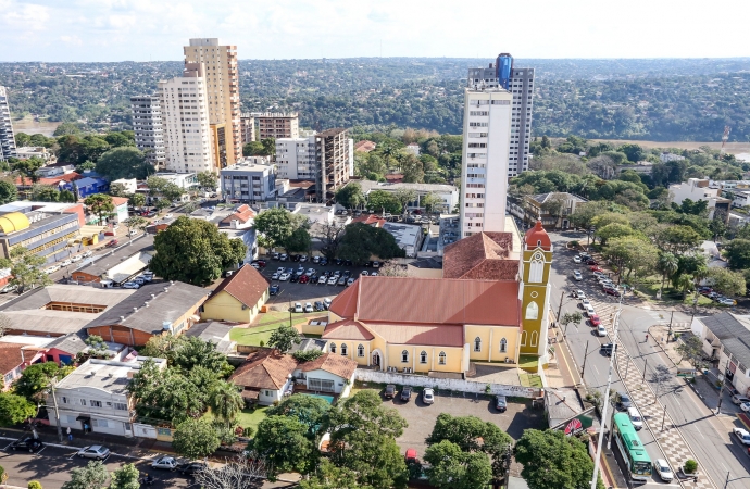 Prefeitura de Foz do Iguaçu determina toque de recolher das 18h de sábado (13) às 5h de segunda-feira (15)