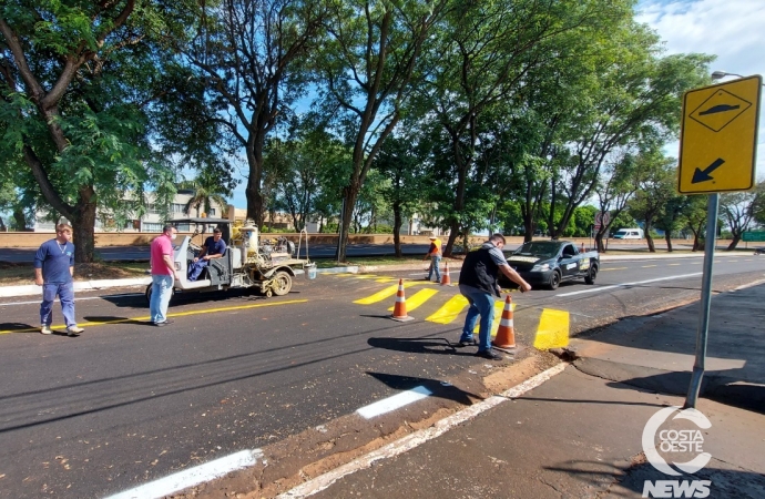 Prefeitura de São Miguel do Iguaçu realiza revitalização da pintura da sinalização viária