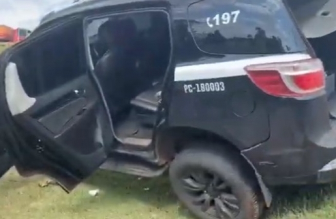 PRF apreende drogas em falsa viatura no Paraná