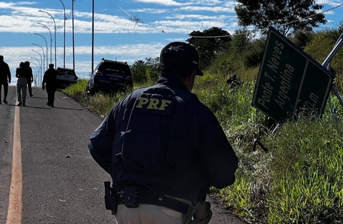 PRF atende atropelamento com vítima fatal na BR-277 em Foz do Iguaçu (PR)