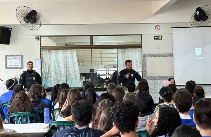 PRF inicia projeto piloto de prevenção ao uso de drogas voltado para adolescentes em Foz do Iguaçu