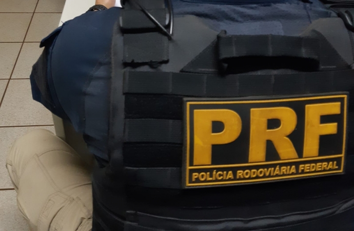 PRF prende foragido da justiça sul matogrossense utilizando documento falso