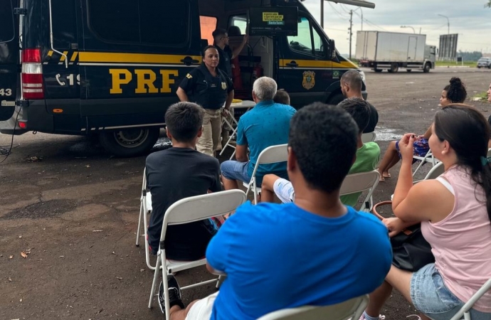PRF realiza ação educativa na Unidade Operacional de Santa Terezinha de Itaipu/PR