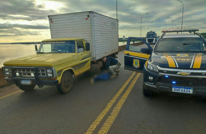 PRF recupera camioneta logo após ser furtada