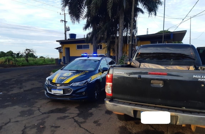 PRF recupera veículo roubado e clonado em Santa Terezinha de Itaipu