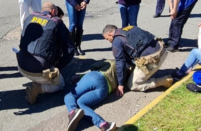 PRF salva mulher com epilepsia no Paraná