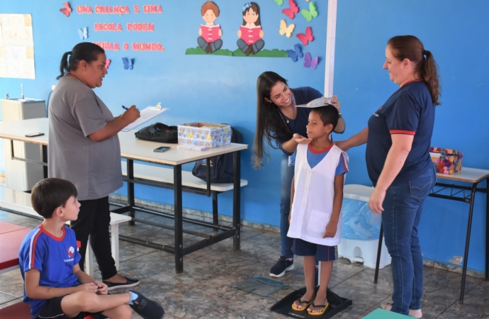 Programa Saúde na Escola realiza pesagem e avaliação alimentar dos alunos de São Miguel do Iguaçu