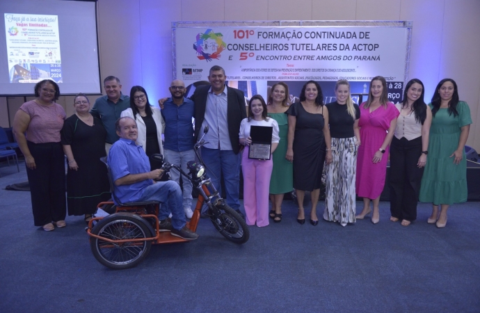 Programa TEAcolhe de Santa Terezinha de Itaipu recebe reconhecimento durante evento sobre os Direitos da Criança e do Adolescente