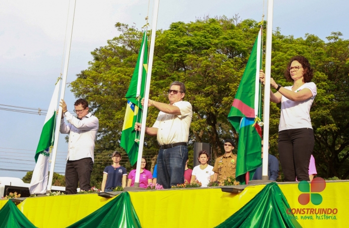 Programação da Semana da Pátria inicia com apresentações culturais em frente ao Paço Municipal