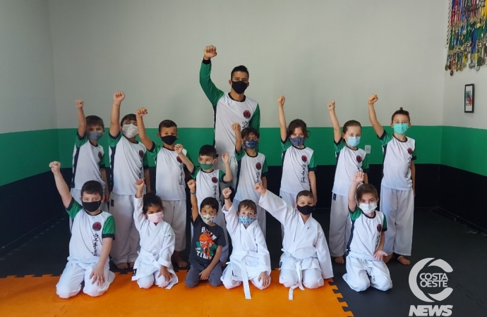 Projeto Resgatando Talentos: NASF de São Miguel do Iguaçu está com inscrições abertas para aula de karatê infantil