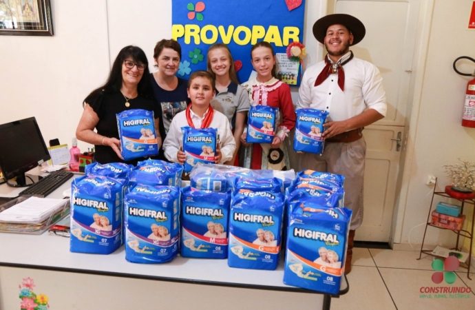 Provopar de Missal recebe Doação de Fraldas Geriátricas do Prendado do CTG Porteira Nova