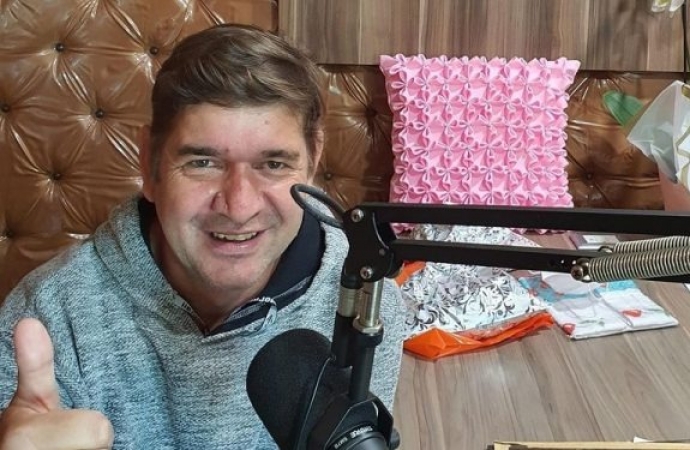 Radialista é morto e esposa e filho baleados em tentativa de assalto, no oeste paranaense