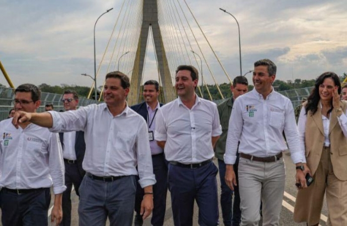 Ratinho Junior e presidente do Paraguai visitam obras dos acessos da Ponte da Integração