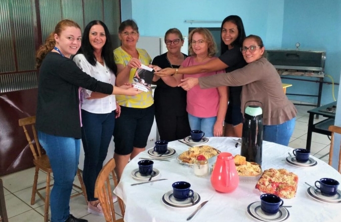 Receita do Clube de Mães de São Miguel está no livreto ‘Receitas de Cucas do Oeste do Paraná’