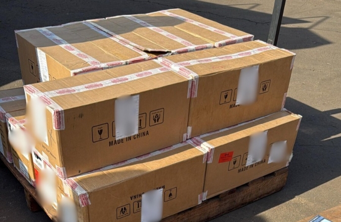 Receita Federal apreende 4.600 cigarros eletrônicos na Aduana da Ponte Internacional da Amizade