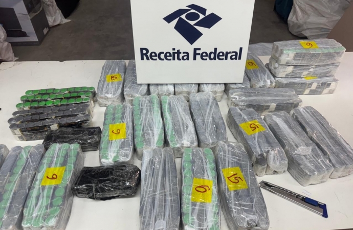 Receita Federal apreende dois mil frascos de anabolizantes contrabandeados em Ponta Grossa