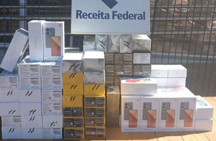 Receita Federal apreende veículo com mercadorias irregulares na BR 277