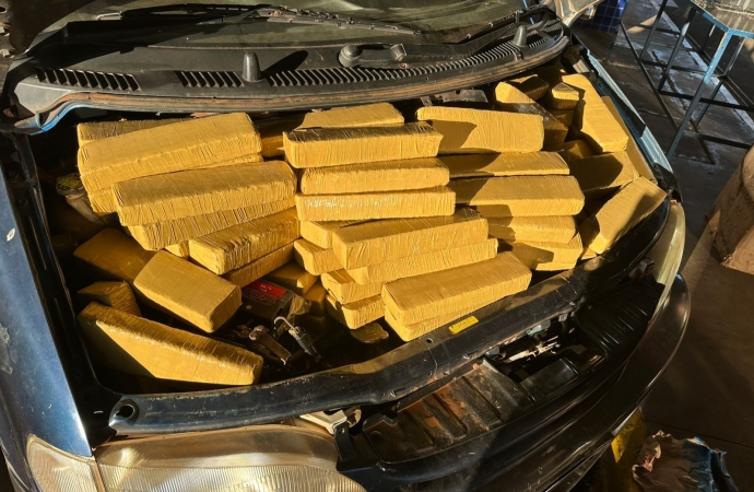 Receita Federal retém 255,9 kg de substância análoga a maconha na Ponte Internacional da Amizade