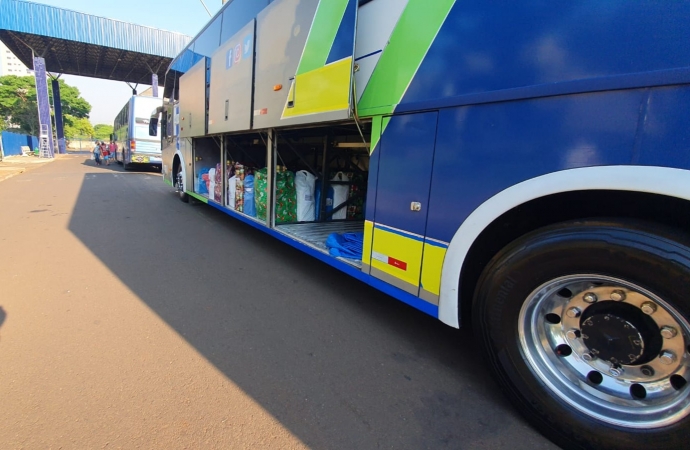 Receita Federal retém três ônibus de turismo com mercadorias descaminhadas