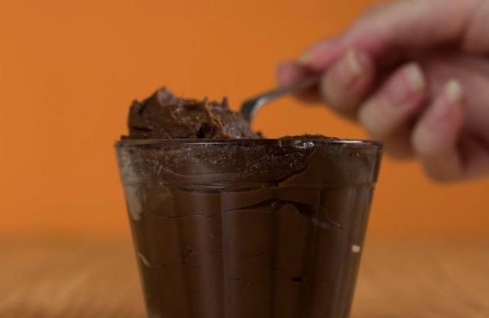 Recheio de chocolate para bolos