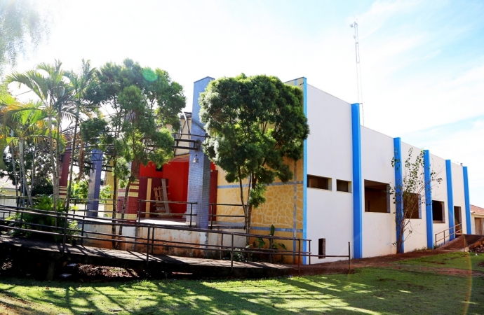 Reforma do Auditório da Escola Dona Leopoldina em Itaipulândia terá sequência