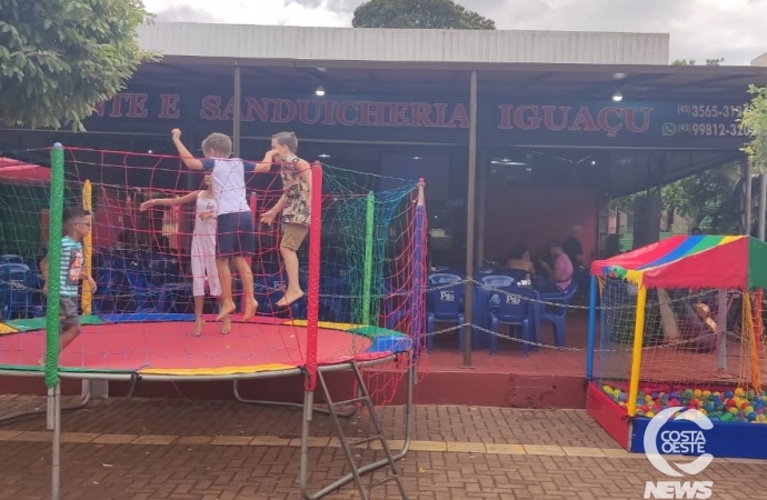Restaurante e Sanduicheria Iguaçu comemora 07 anos com programação especial