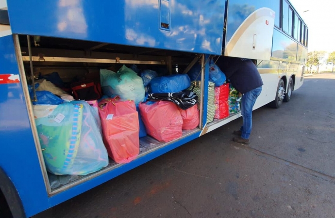Receita Federal apreende ônibus carregado de mercadorias estrangeiras em Céu Azul