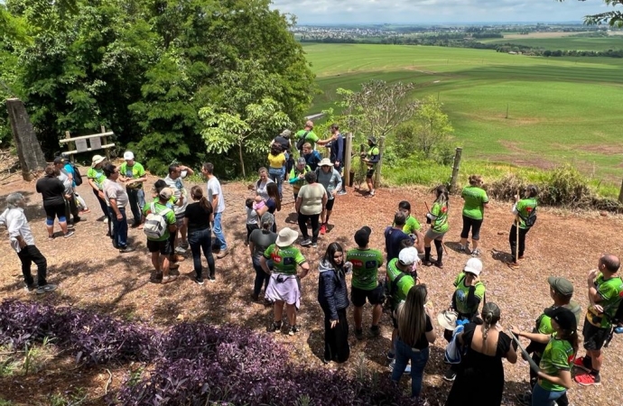 Romeiros concluem caminhada de Foz do Iguaçu ao Morro da Salete