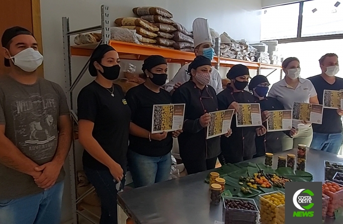 Sabor & Saúde Castanhas finaliza curso para funcionários com chef de São Paulo